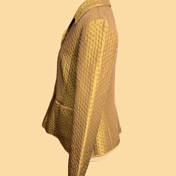 Tahari Gold Blazer / SZ: 6 / EUC - Picture 2 of 7